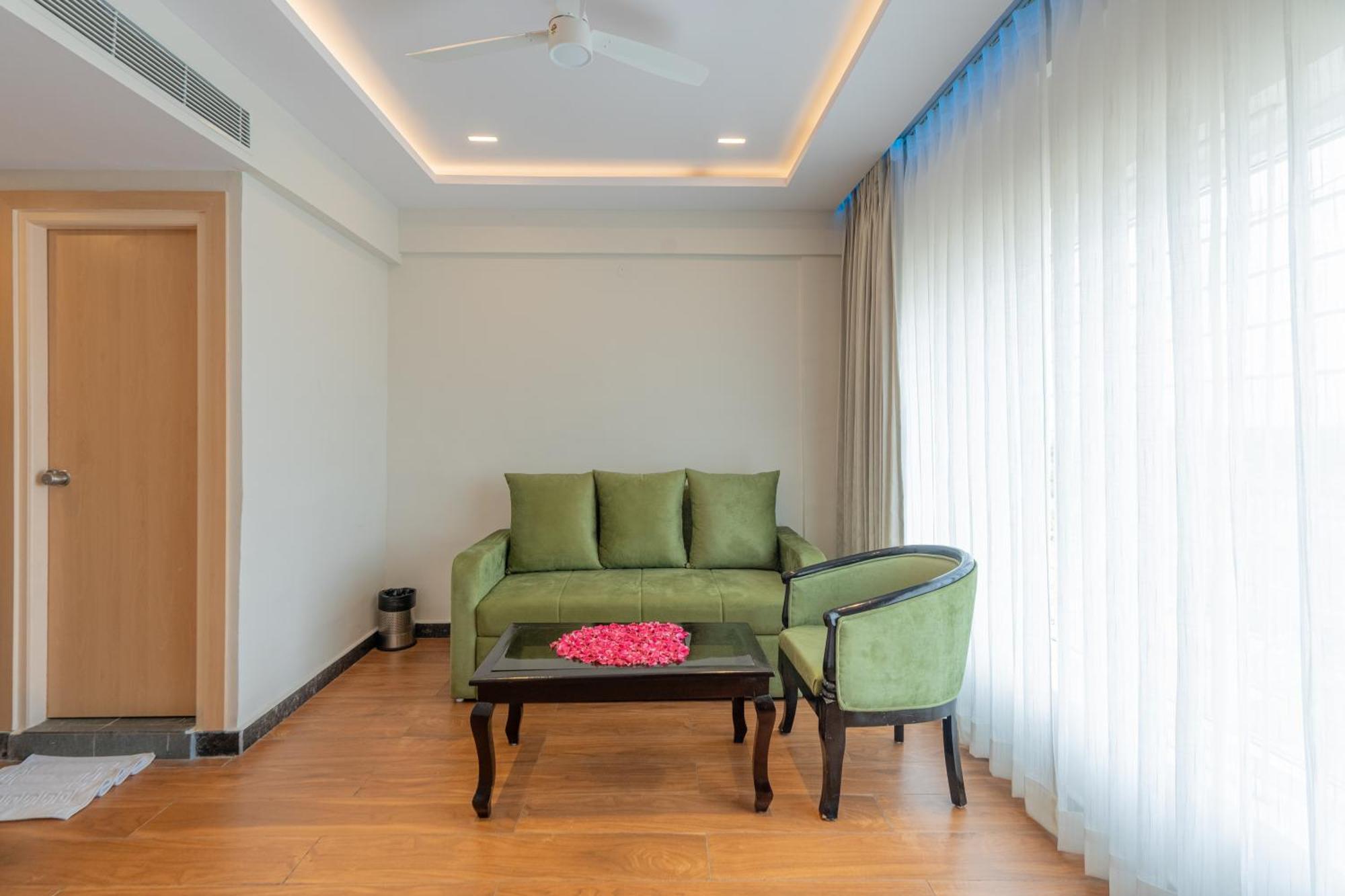 Serene Resort Hyderabad Shamshabad Exterior foto